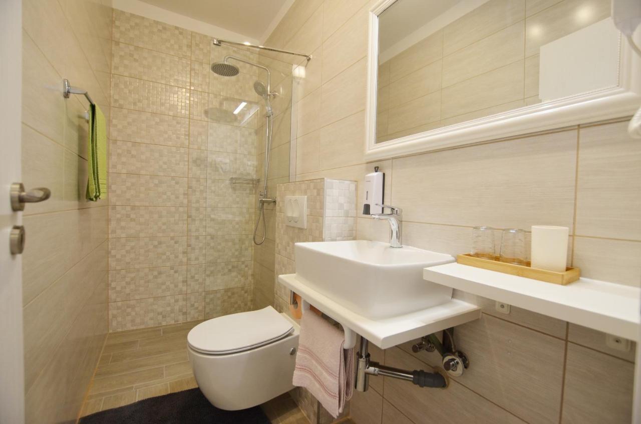 Katy Apartment Rovinj Exterior foto
